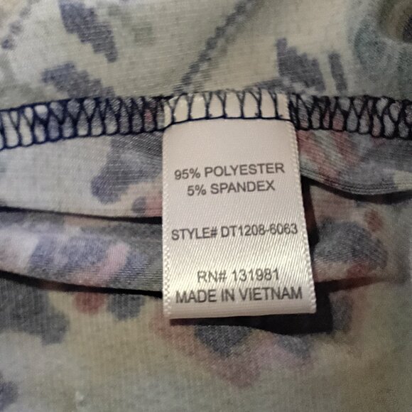 CORVIA Women's Bohemian Style Tunic Top Large Geometric Floral Tribal Flowy - Picture 4 of 4